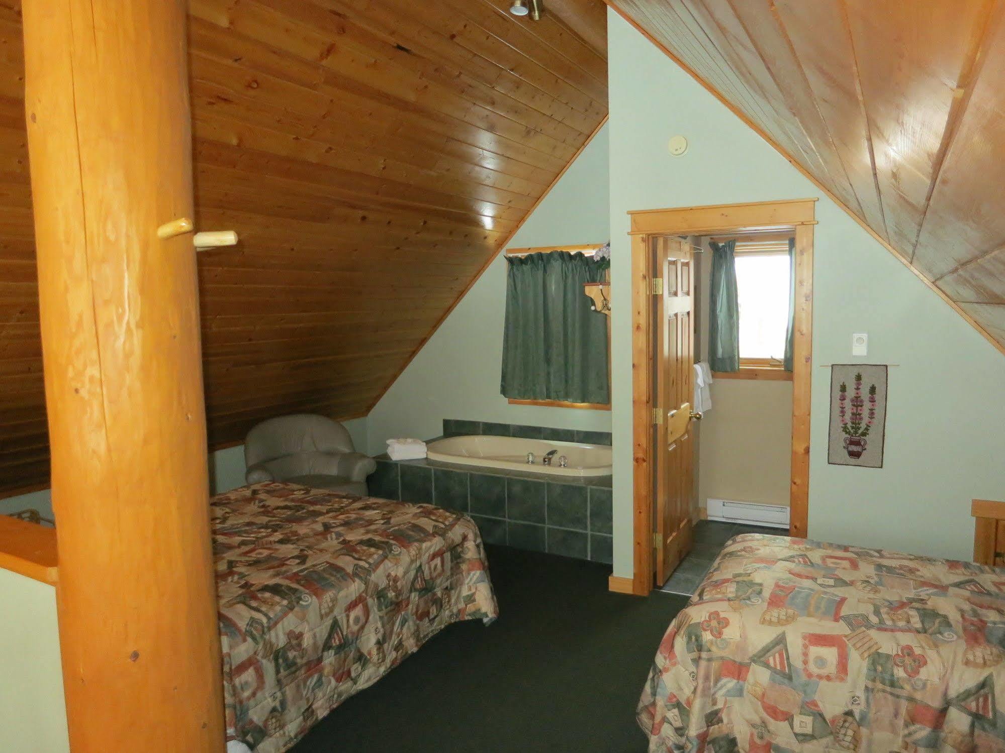 Chancellor Peak Chalets Parson Exterior foto